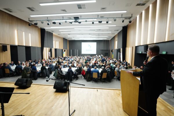 Beylikdüzü-Kent-Konseyinden-Birlik-ve-Dayanışma-Sofrası-1