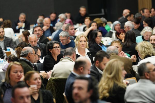 Beylikdüzü-Kent-Konseyinden-Birlik-ve-Dayanışma-Sofrası-10