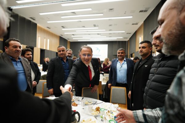 Beylikdüzü-Kent-Konseyinden-Birlik-ve-Dayanışma-Sofrası-64